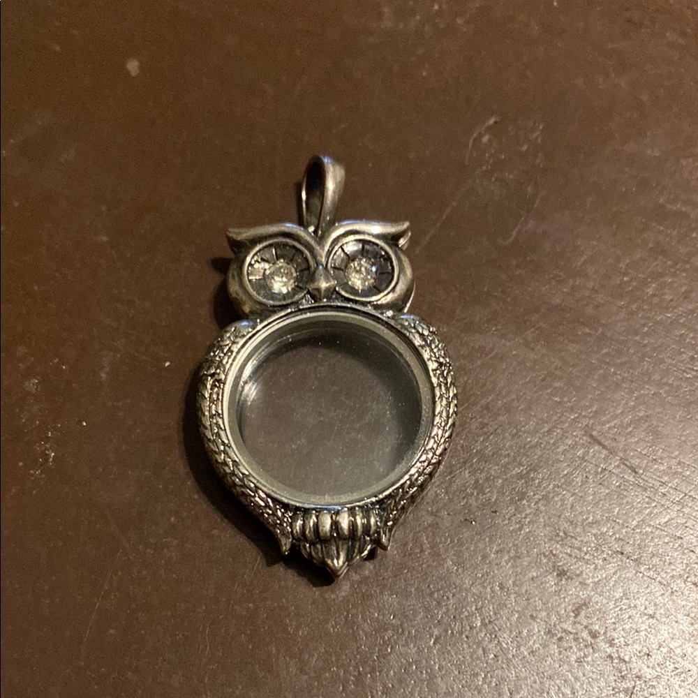 Silver Origami Owl Living Locket